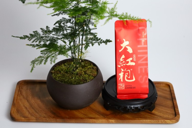 生态岩红